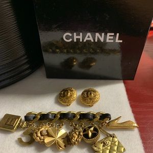 Chanel Vintage rare brooch